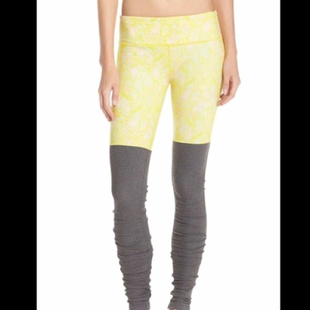 Alo Yoga Goddess Leggings